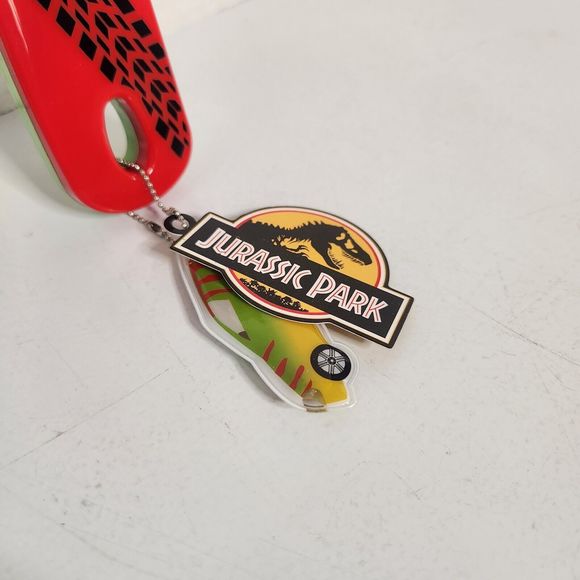 Jurassic Park Profusion Cosmetic Make Up Set With Mirror 2023 Walmart Exclusive - Picture 5 of 8